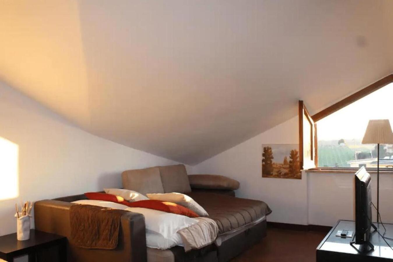 Confortevole Appartamento A Roma Free Parking Castel di Leva Exterior photo